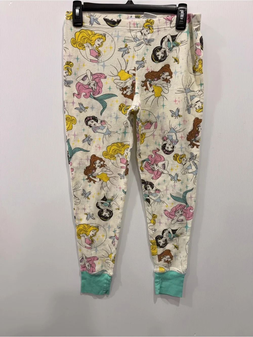 Disney princess/Minnie Mouse Pajama Set - Picture 7 of 8